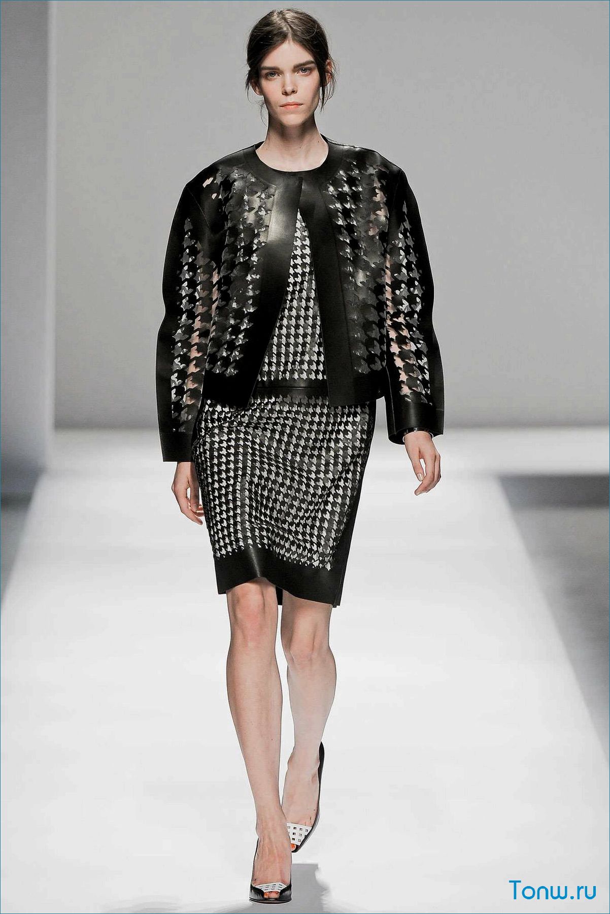 (новая, коллекция, sportmax, сезон, весна-лето) Новая коллекция Sportmax на сезон весна-лето 2024