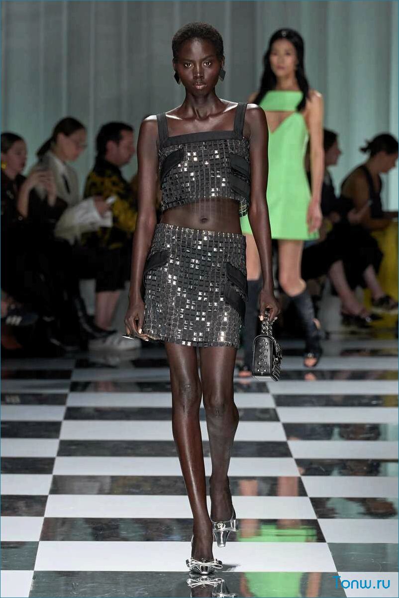 (коллекция, versace, весна-лето, 2024) Коллекция Versace весна-лето 2024