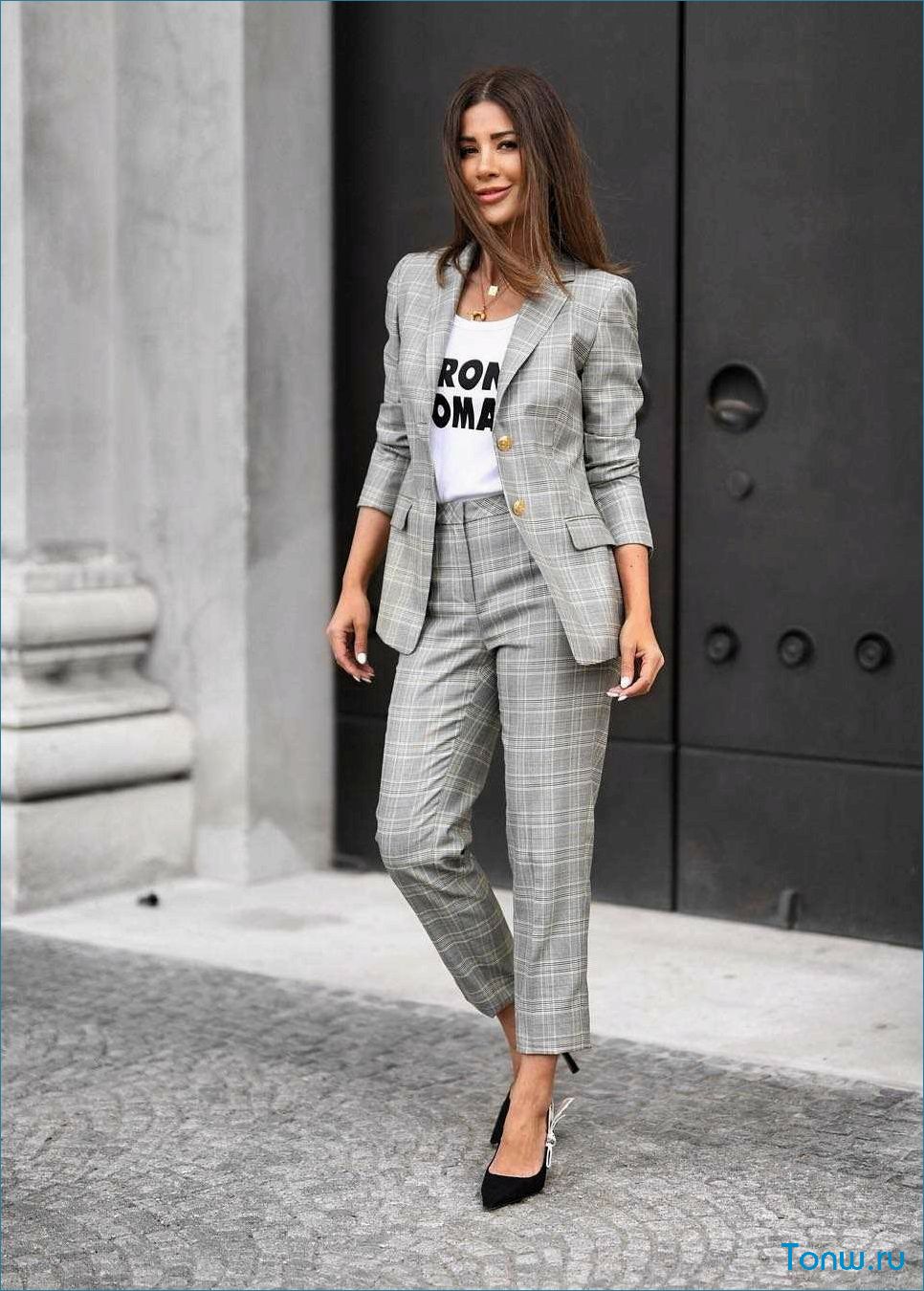 Стильные деловые образы 2024-2025 в новых интерпретациях — лучшие идеи